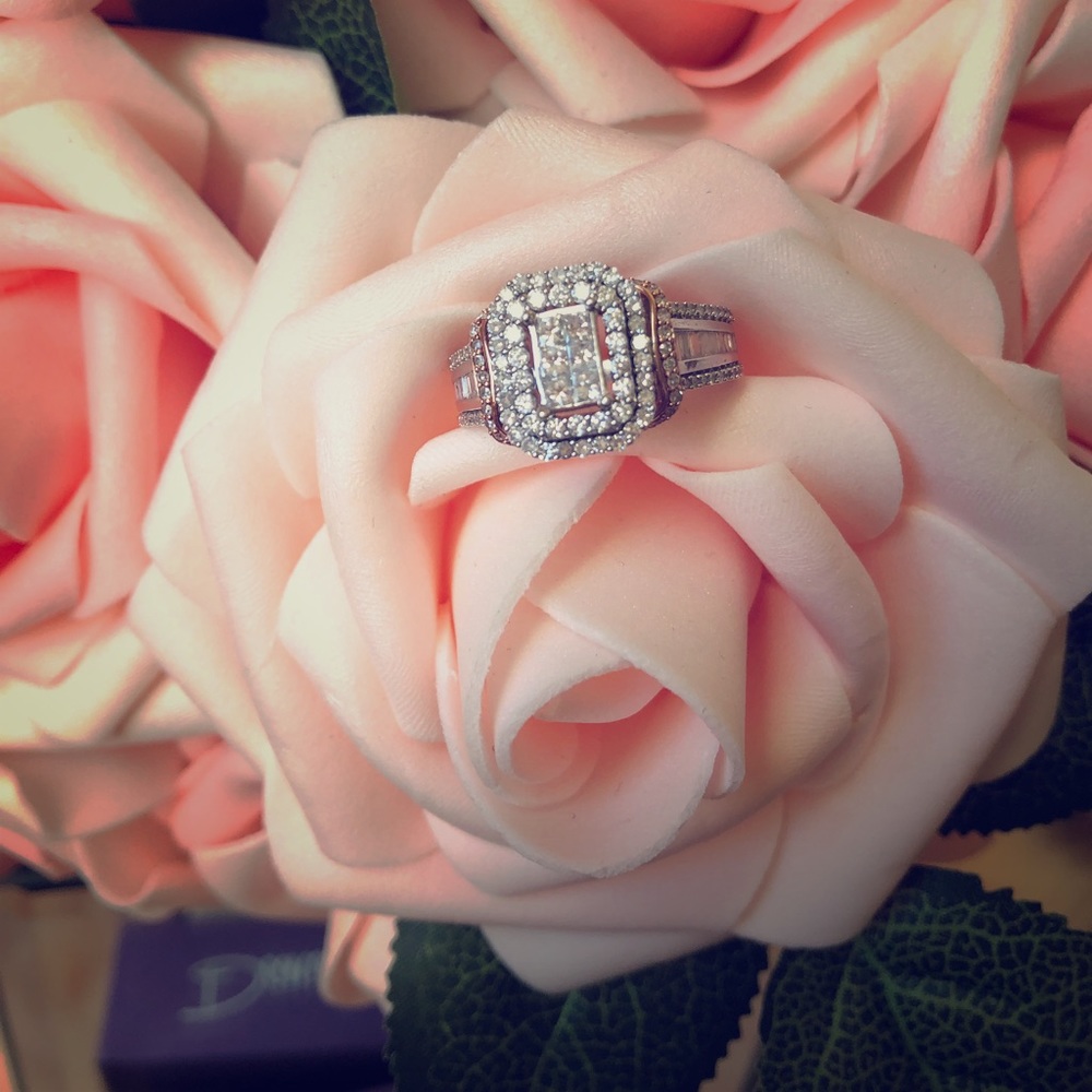 1 CTTW Diamond Ring